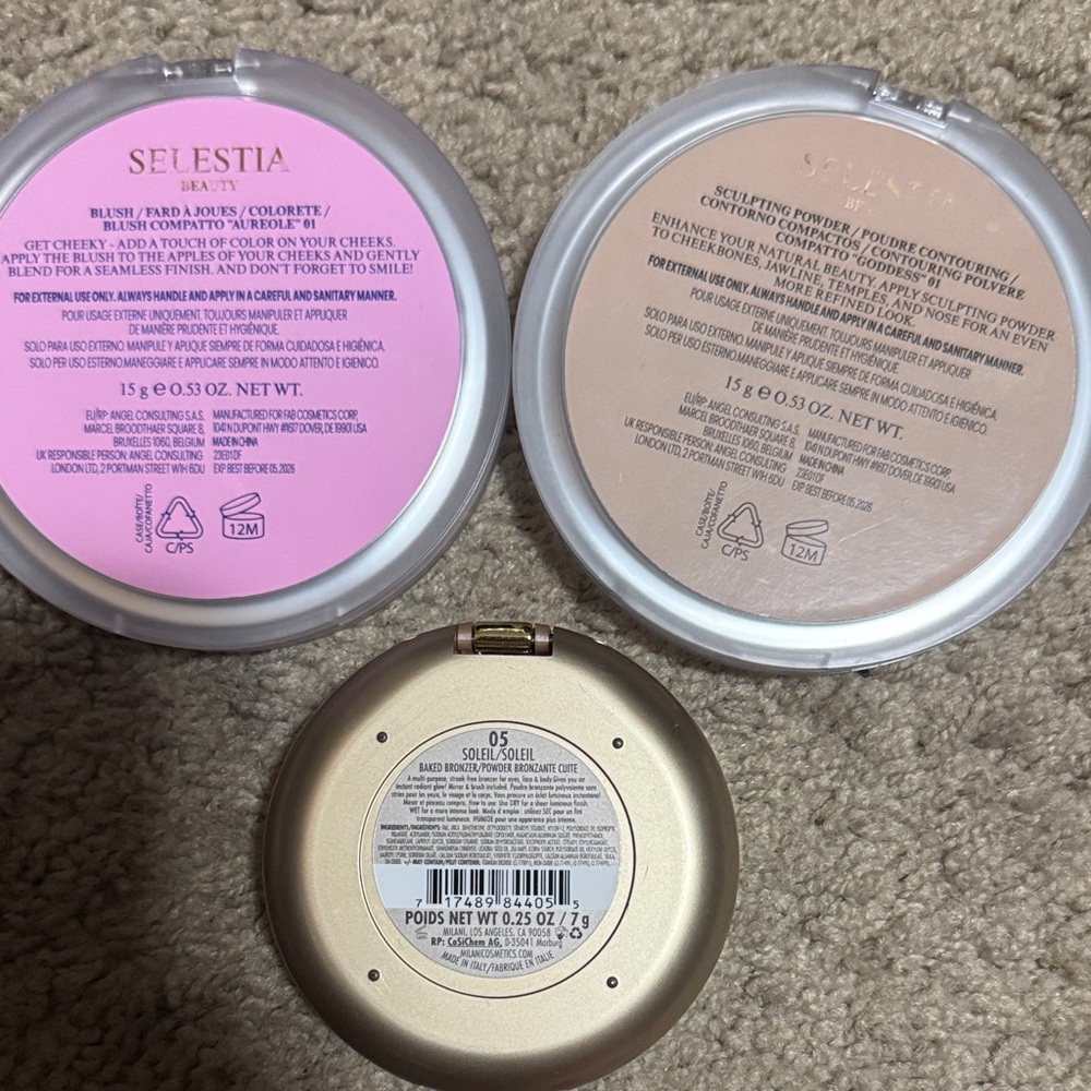 Makeup Bundle - Picture 9 of 16